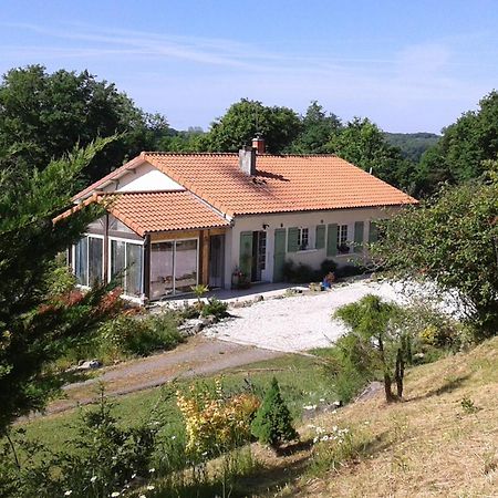 Ryokan Lankana Exideuil-sur-Vienne Bagian luar foto