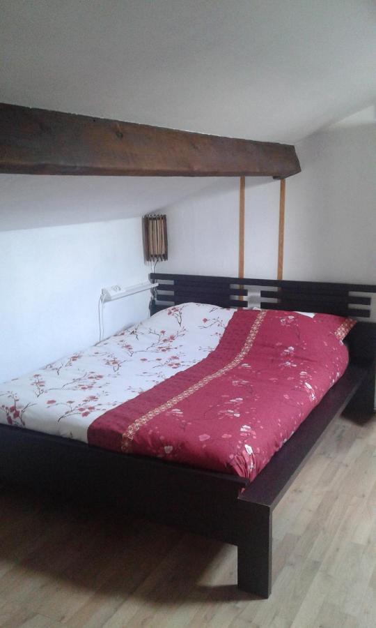 Ryokan Lankana Exideuil-sur-Vienne Bagian luar foto